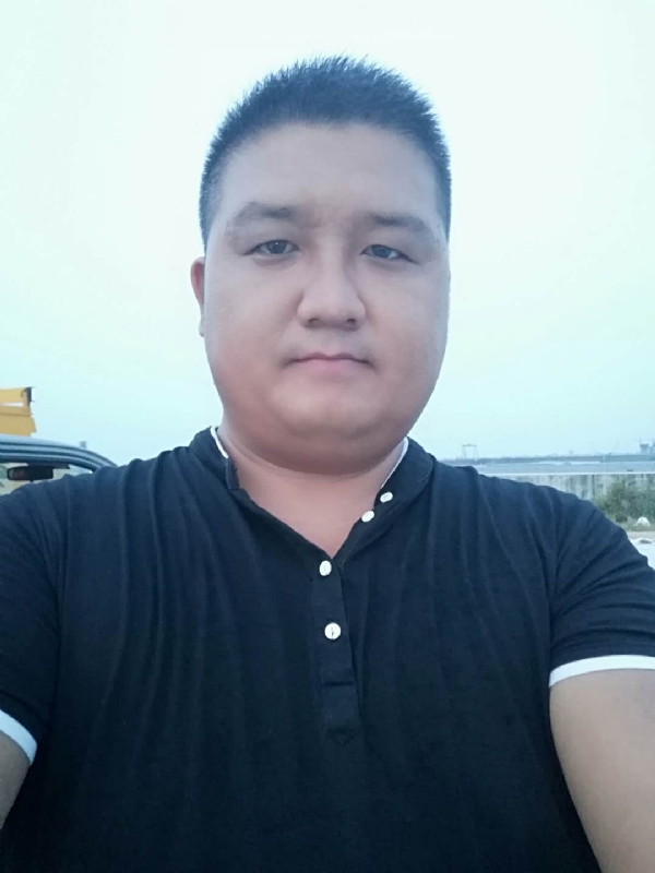 浮华的第一张照片--龙海征婚网