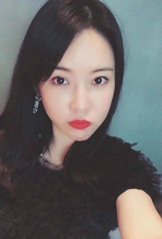 李莉的第二张照片--龙海征婚网
