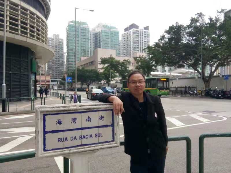 鱼心中的召唤的第一张照片--龙海征婚网