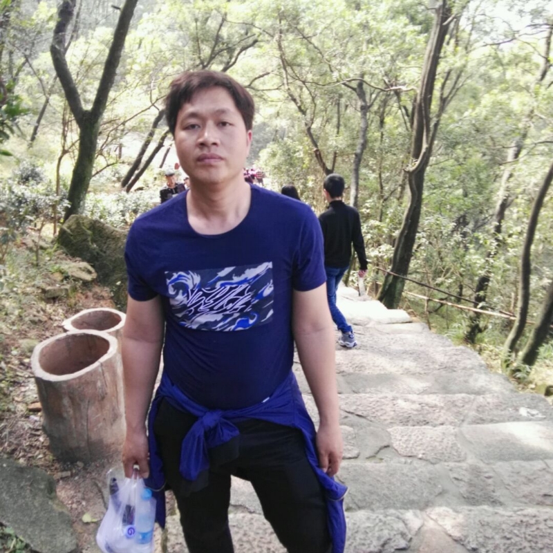 宁静的夏天的第一张照片--龙海征婚网