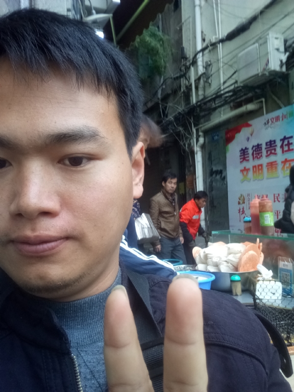 简单的第一张照片--龙海征婚网