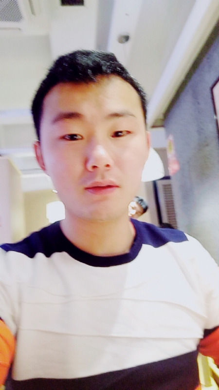 云淡风轻的第一张照片--龙海征婚网