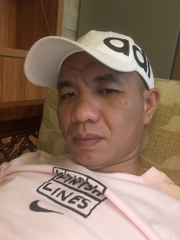 坚持到底的第一张照片--龙海征婚网