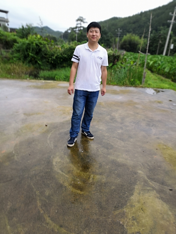 开心龙王的第一张照片--龙海征婚网