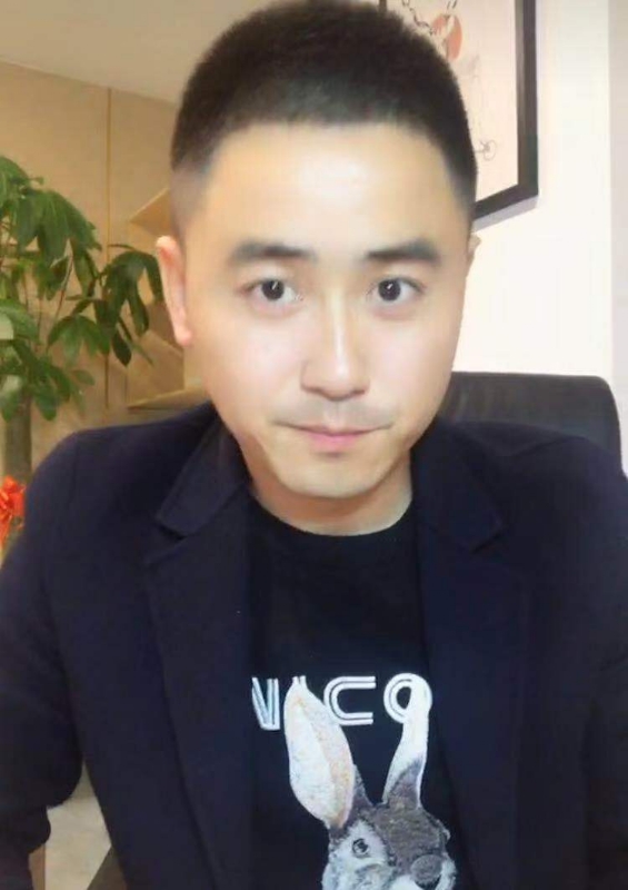 chen的第一张照片--龙海征婚网