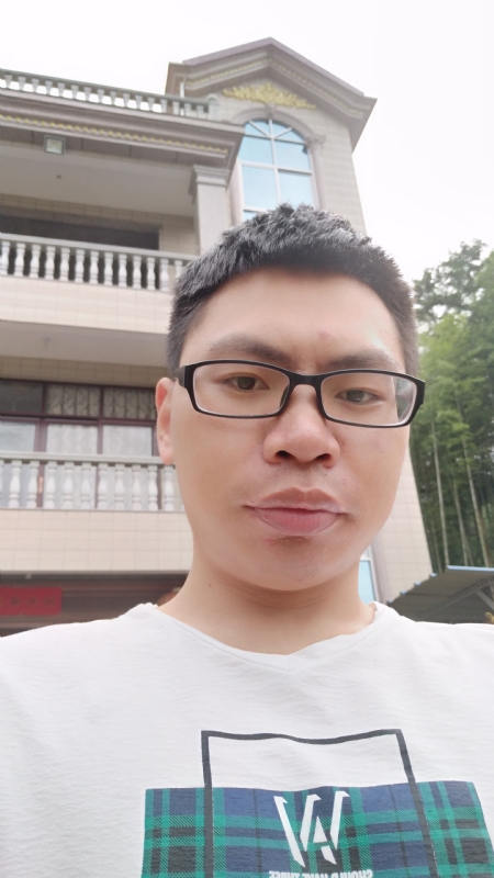 找一个人的第一张照片--龙海征婚网