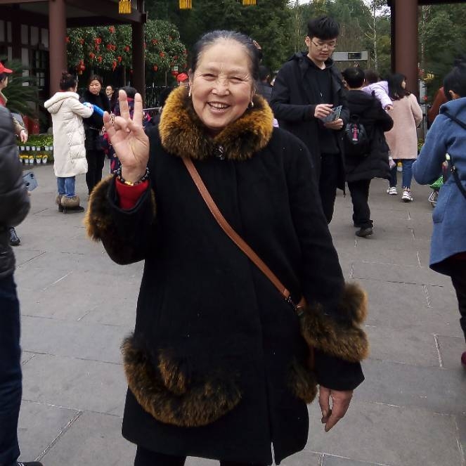 刘刘的第一张照片--龙海征婚网