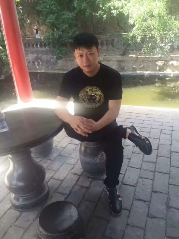 阿斌的第一张照片--龙海征婚网