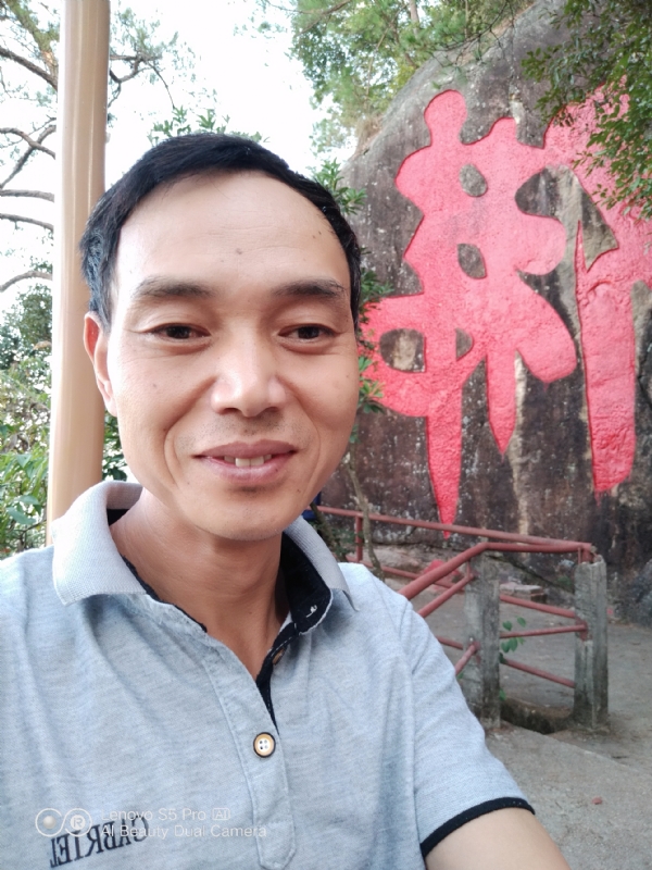 向往彩虹的第二张照片--龙海征婚网