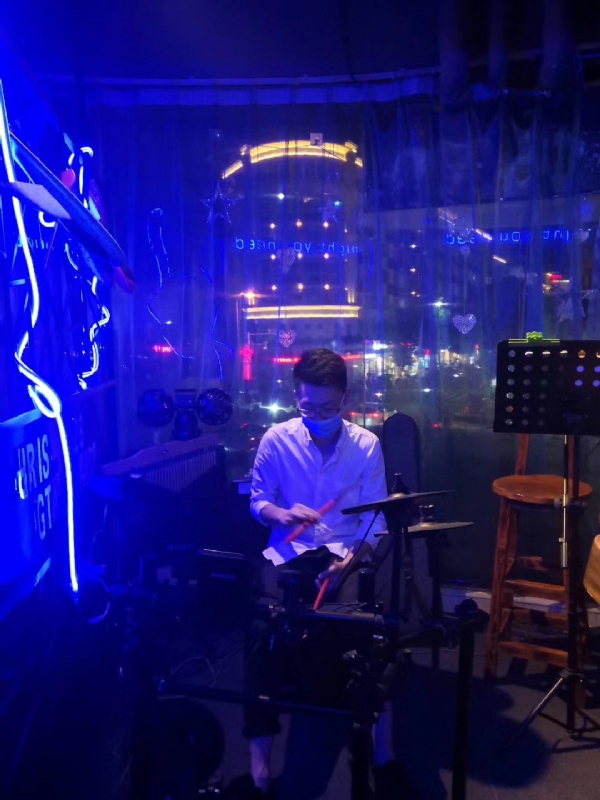 凤梨罐头的第一张照片--龙海征婚网