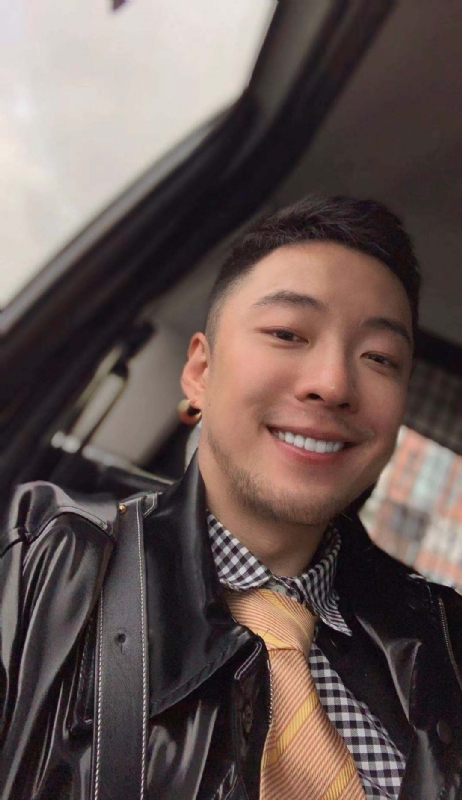 平凡英雄的第二张照片--龙海征婚网