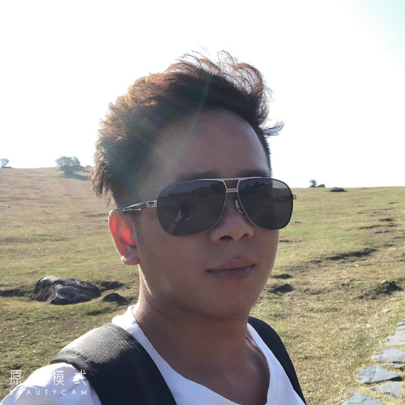 六个字的距离的第一张照片--龙海征婚网