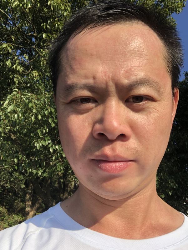 猩猩巨呃的第四张照片--龙海征婚网