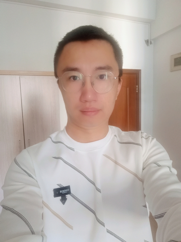 一生有你*足矣的第一张照片--龙海征婚网