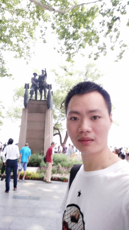 志东的第三张照片--龙海征婚网