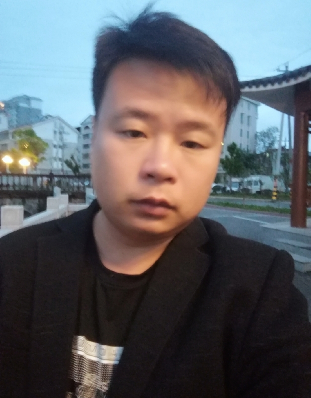 yxf21的第一张照片--龙海征婚网