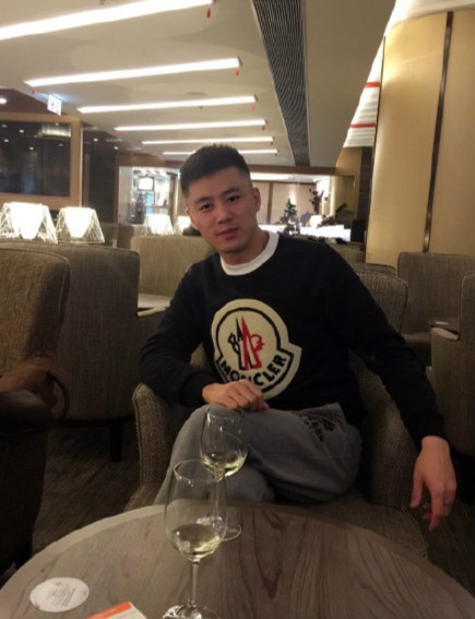 吴辉的第一张照片--龙海征婚网