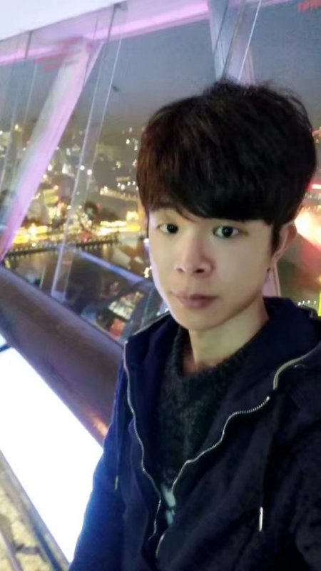 他年词笔的第一张照片--龙海征婚网