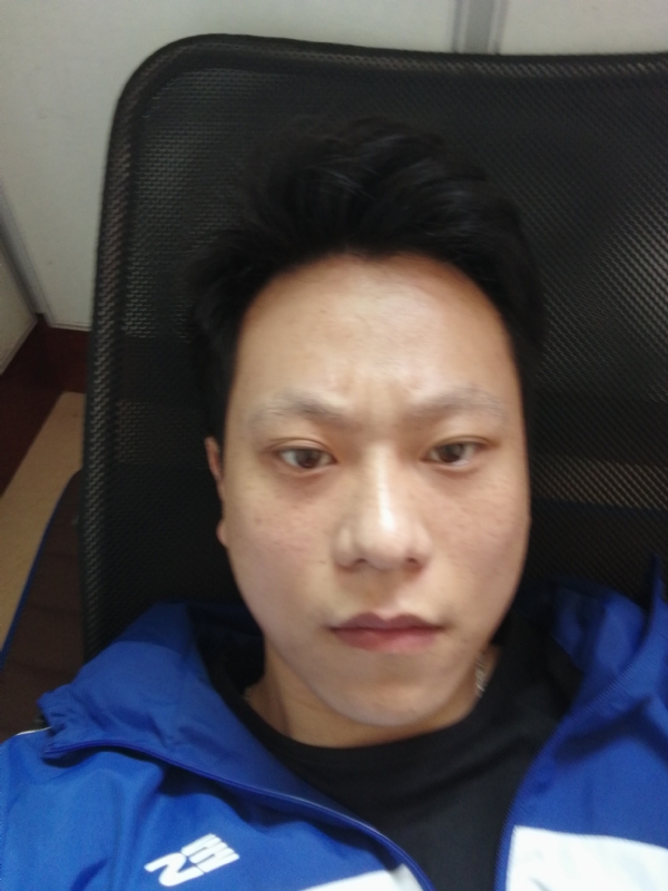 爱上的感觉的第一张照片--龙海征婚网