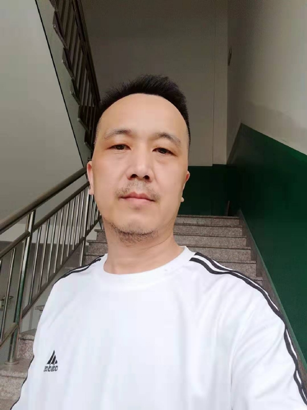 假如风有颜色的第一张照片--龙海征婚网