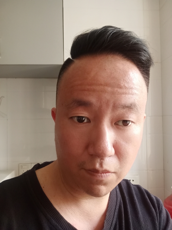 阿king的第一张照片--龙海征婚网
