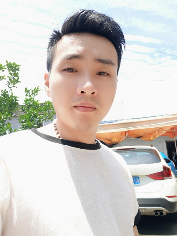 人间烟火的第一张照片--龙海征婚网
