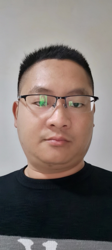 龙逍遥的第一张照片--龙海征婚网