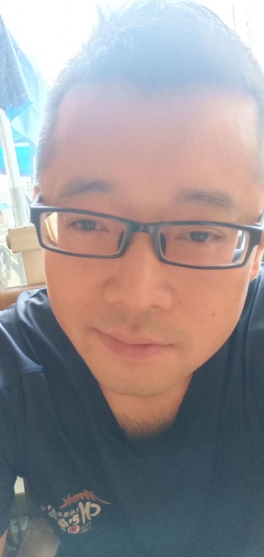 雅痞的第一张照片--龙海征婚网