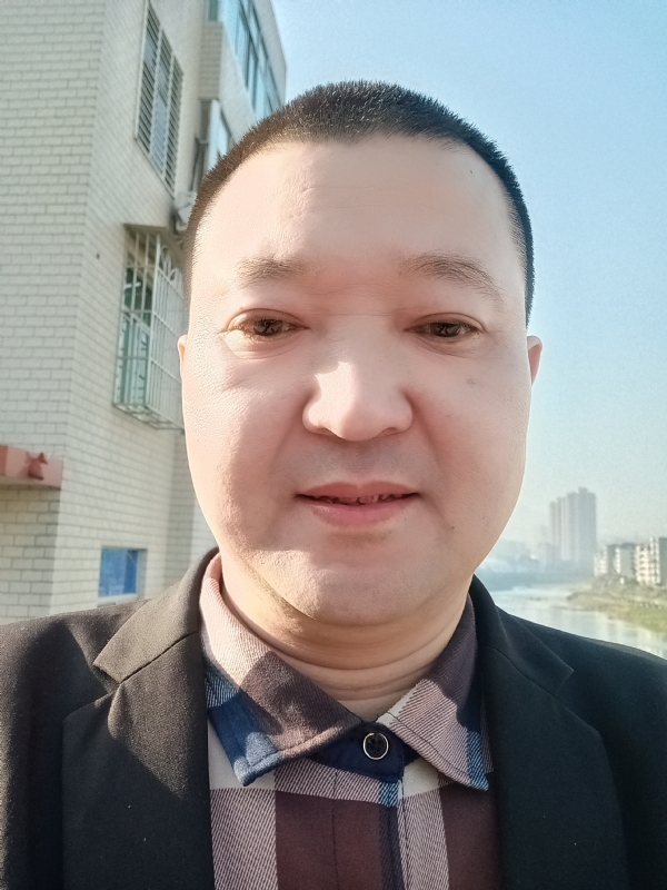 曾经受伤的心灵的第二张照片--龙海征婚网