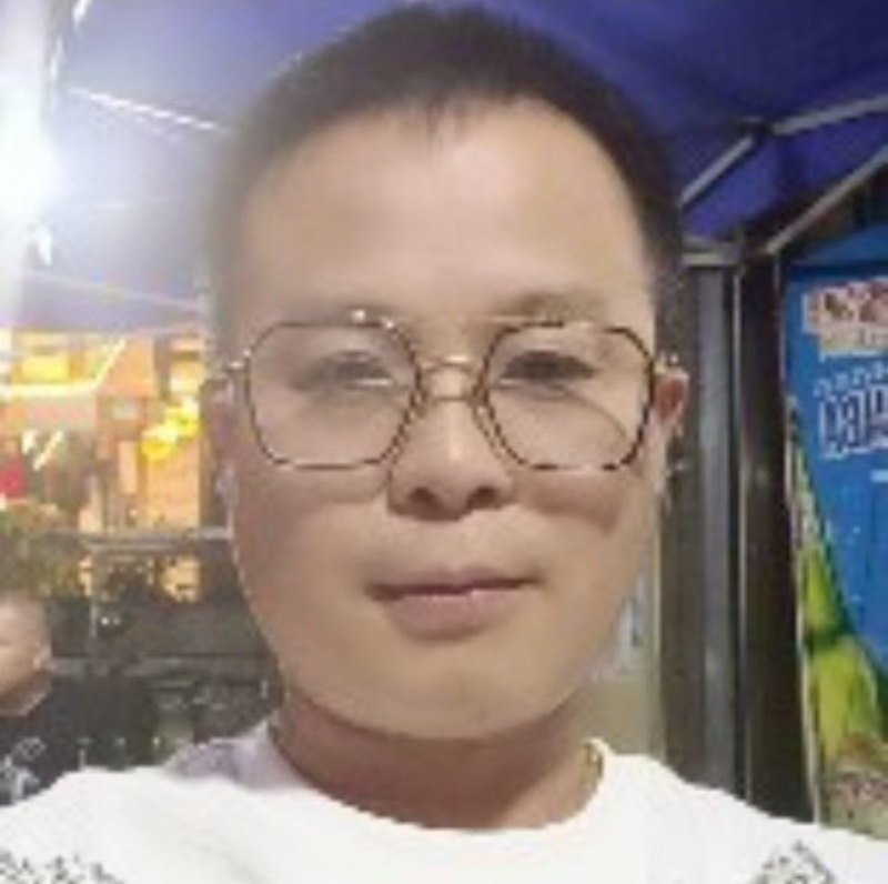 逍遥霸道的第一张照片--龙海征婚网