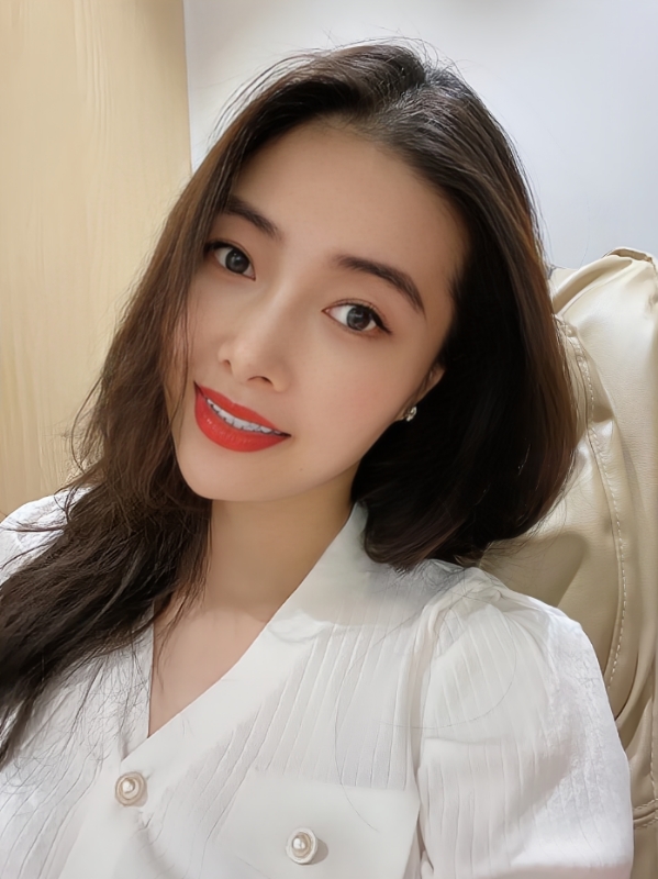 Tina的第一张照片--龙海征婚网