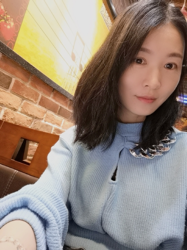 吴优的第一张照片--龙海征婚网