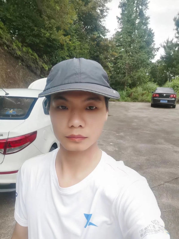 执手幸福的第一张照片--龙海征婚网
