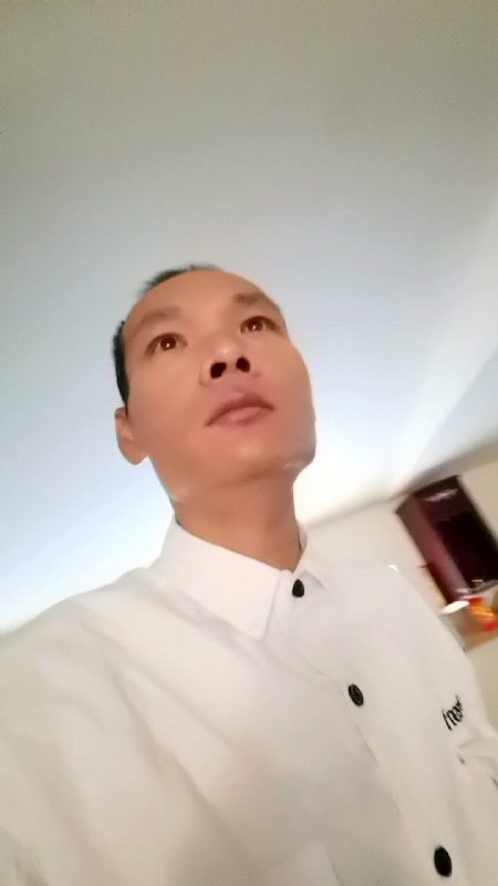 只影向谁去的第五张照片--龙海征婚网