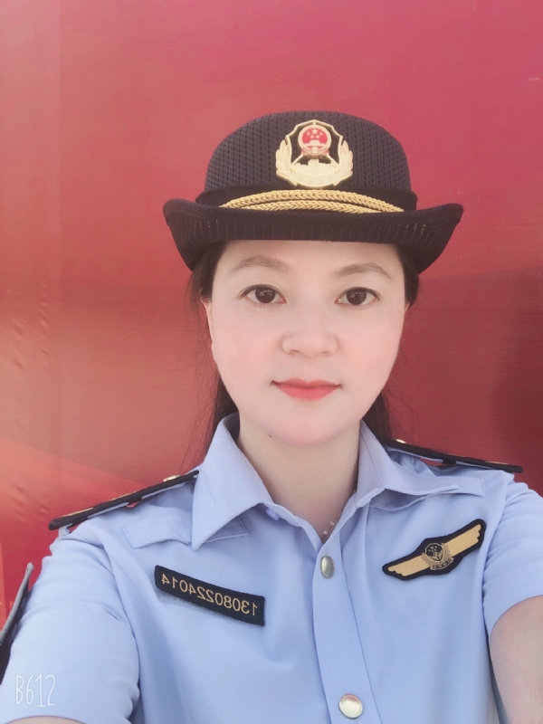 明明的第一张照片--龙海征婚网
