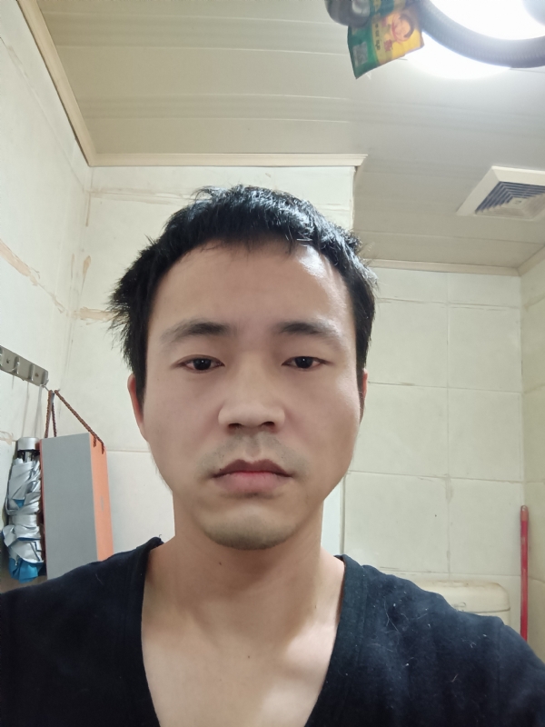 守望天空的第一张照片--龙海征婚网