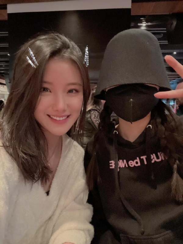 若微的第一张照片--龙海征婚网