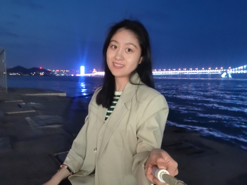 思洁的第一张照片--龙海征婚网