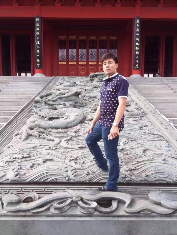 御龙氏的第一张照片--龙海征婚网