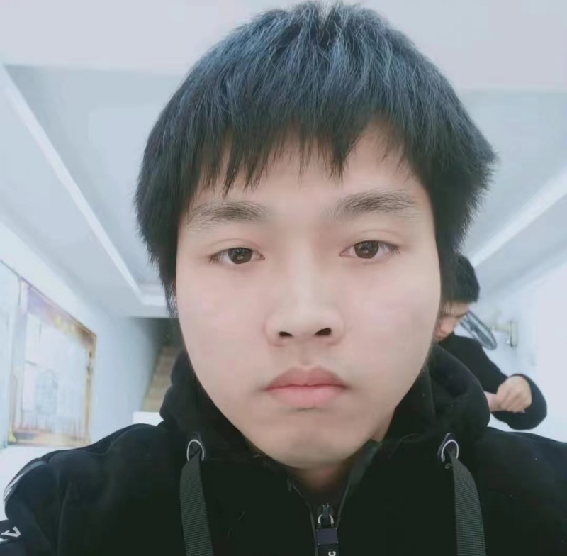 无奋斗不清春的第一张照片--龙海征婚网