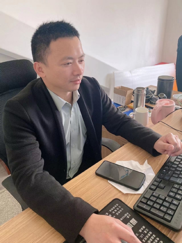 落叶知秋的第一张照片--龙海征婚网