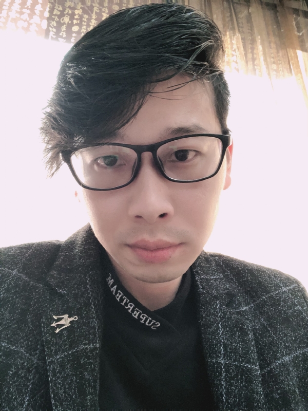 在等一个人的第一张照片--龙海征婚网