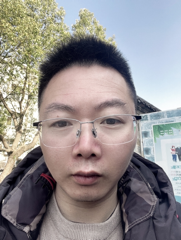 征婚的第一张照片--龙海征婚网