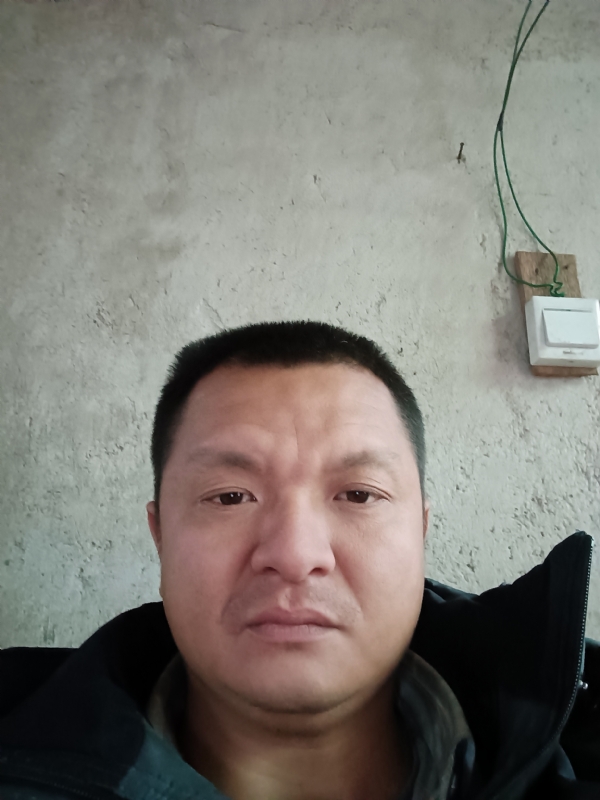 兰成龙的第三张照片--龙海征婚网