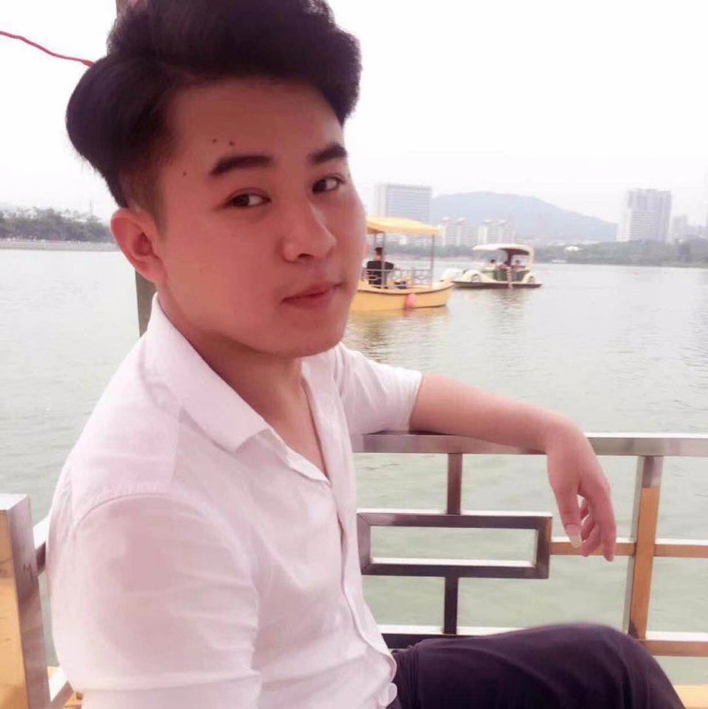 暗许的第二张照片--龙海征婚网