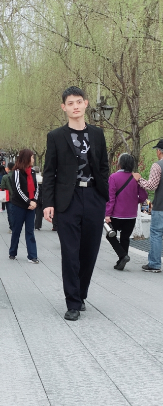 风一样的第一张照片--龙海征婚网