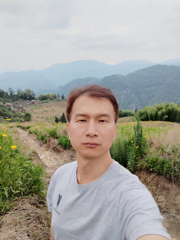 彩虹的第一张照片--龙海征婚网