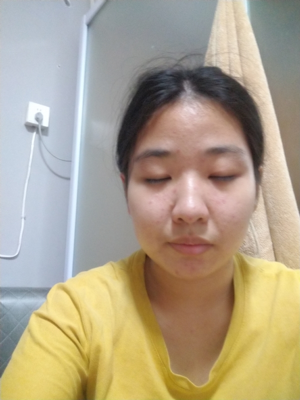 叶子的第一张照片--龙海征婚网