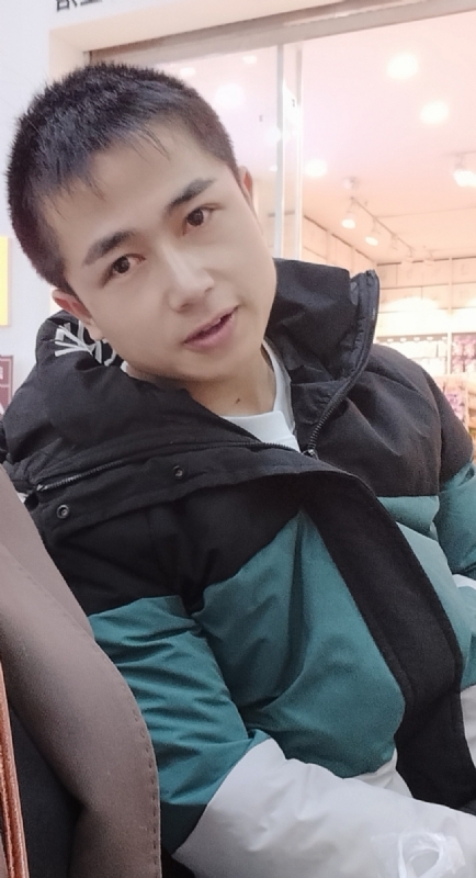 不骄不躁的第一张照片--龙海征婚网