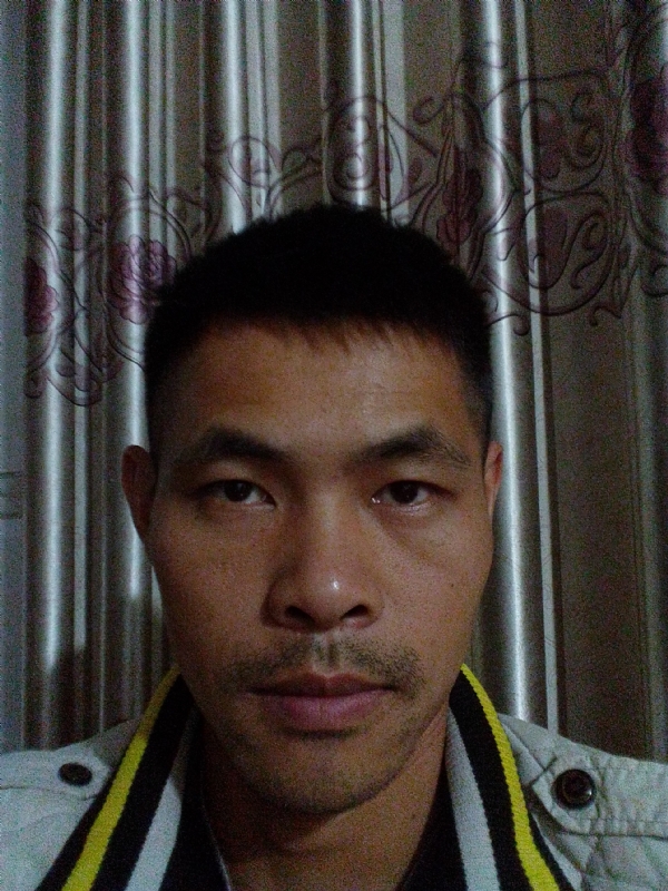 一切随缘的第一张照片--龙海征婚网